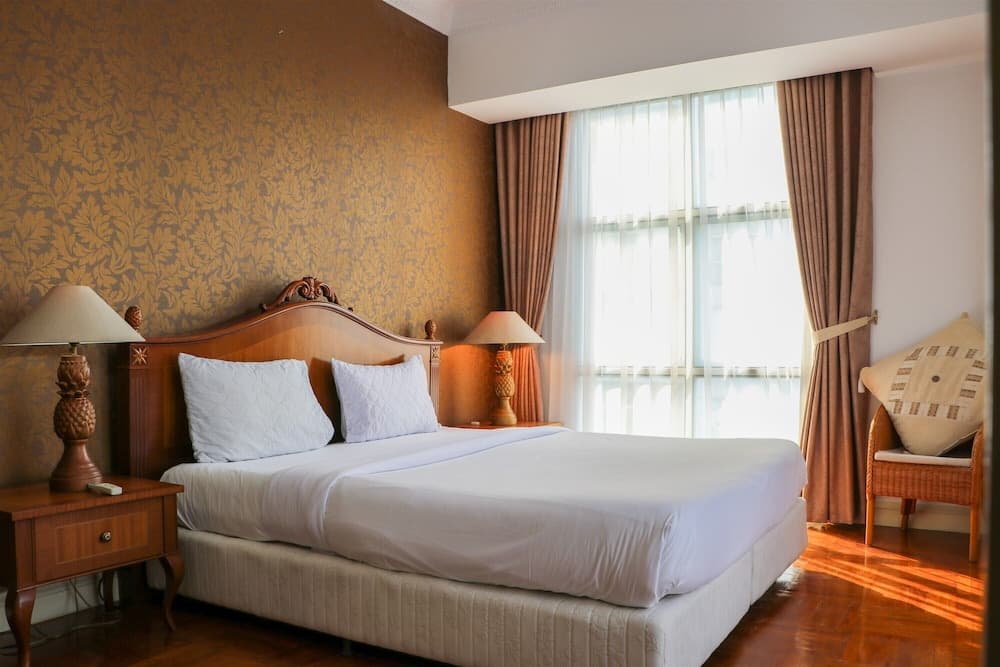 Fully Furnished And Homey 3Br Menteng Executive Apartment