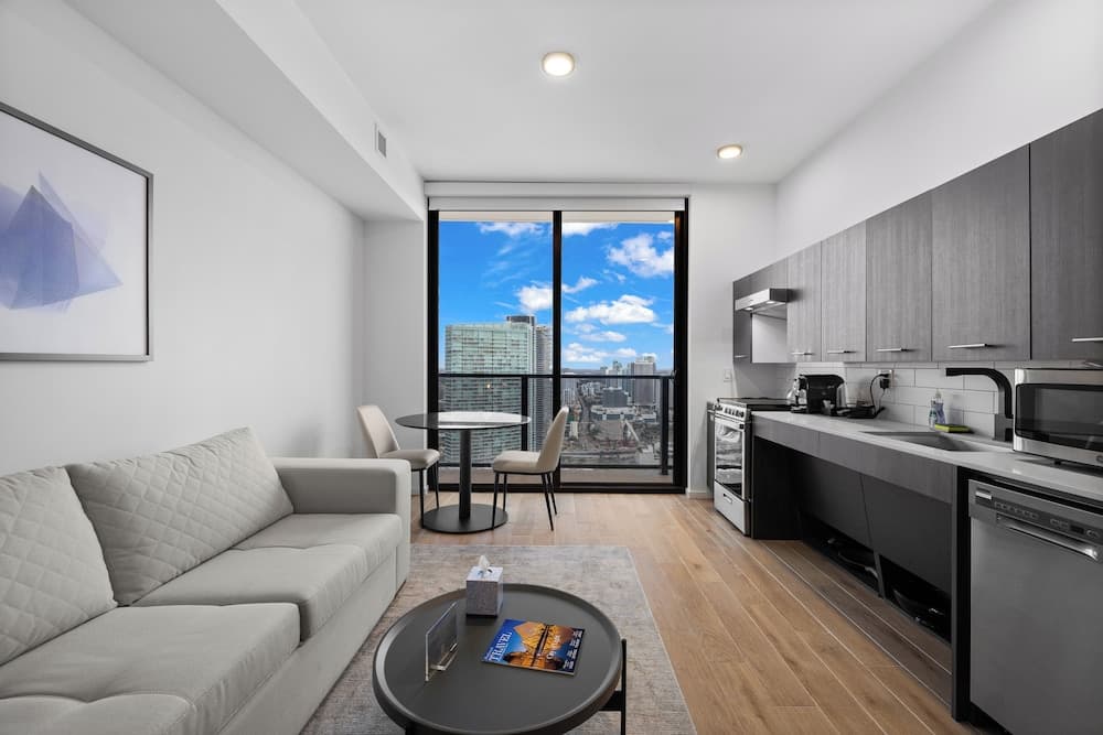 City & Bay Views in Downtown Miami