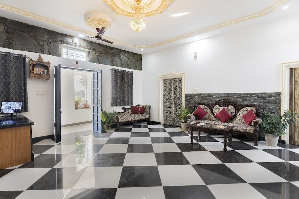 Emperor Palace - A Heritage Villa