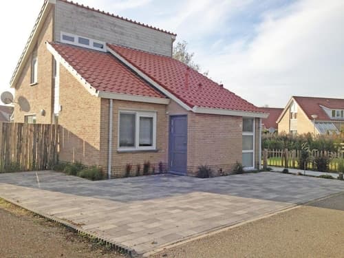 Bungalow in Breskens With Private Jetty