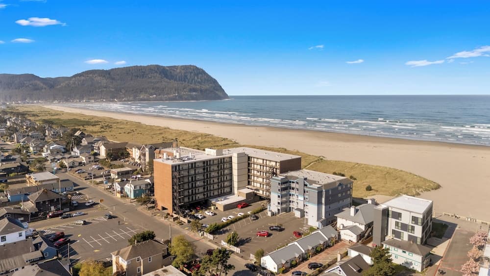 The Sand & Sea Condos - Oceanfront