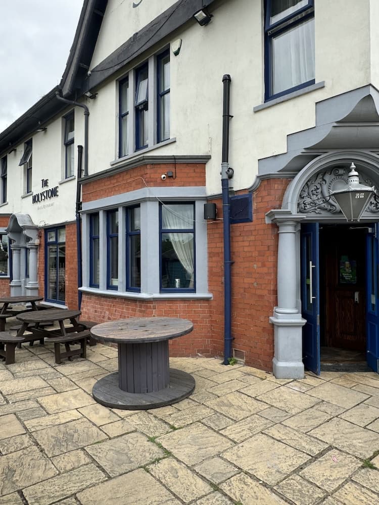 Holystone Bar and Restaurant