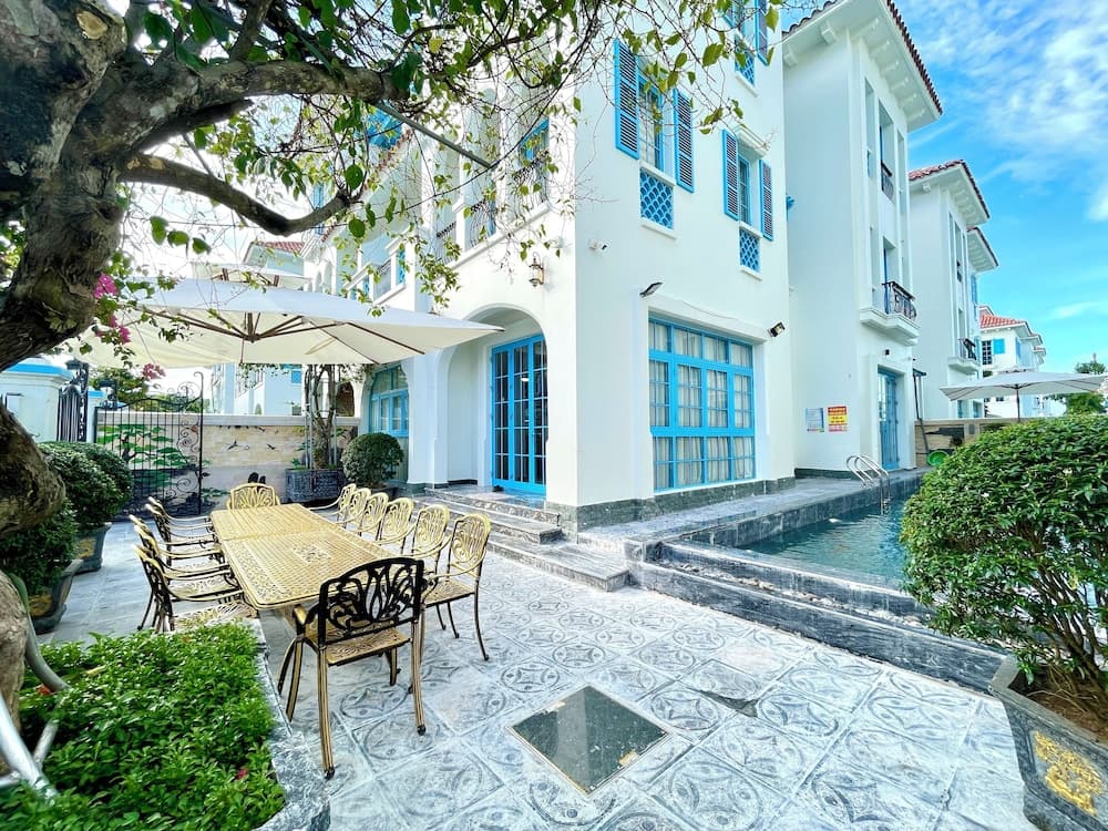 Phoenix Villas Sun Ha Long