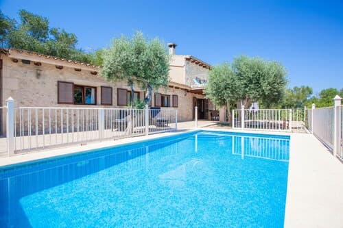 Sa Font in Petra With 3 Bedrooms and 2 Bathrooms