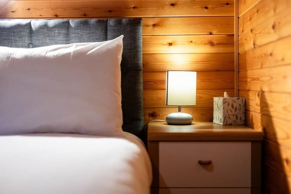 Cozy Log Cabin 346 - Rural Mid Wales