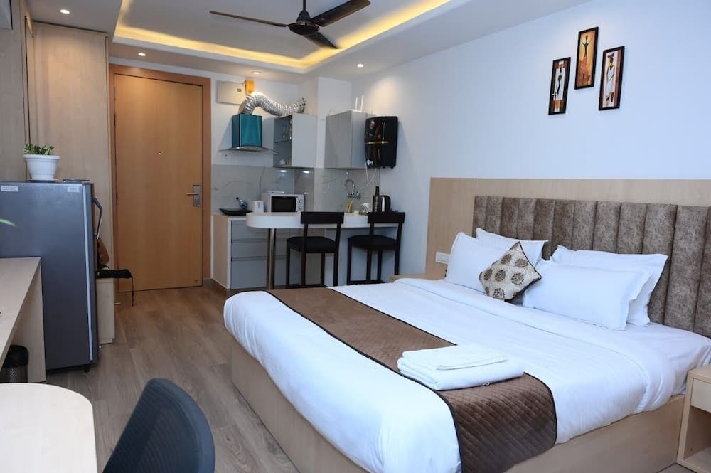 Richi Rich Studio Apartment