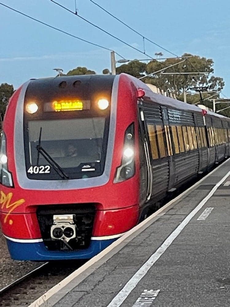 Tren istasyonu ulaşım servisi