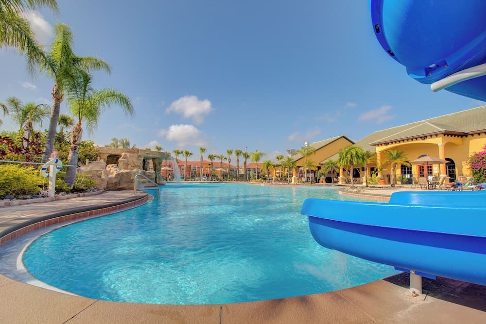 8953 Candy Palm Road