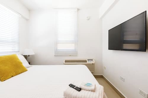 Avila Suites