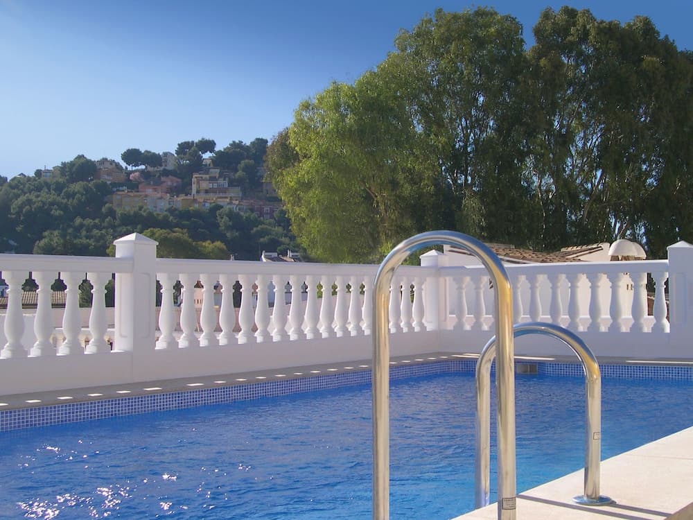 Apartamentos Turisticos La Mundial