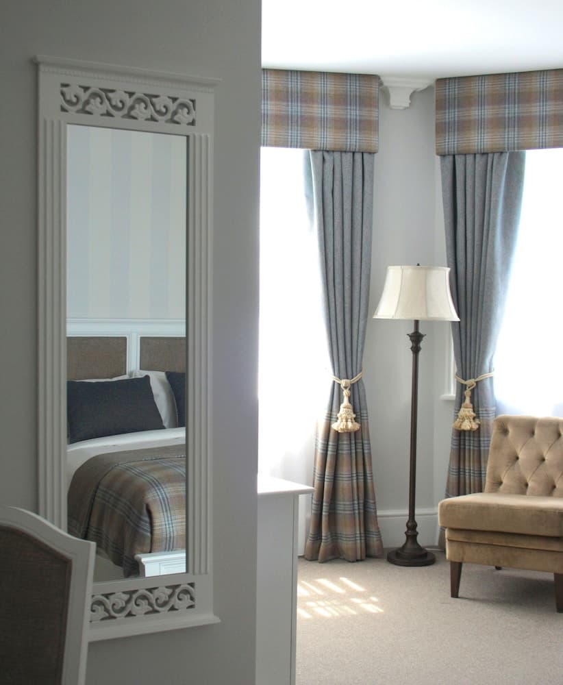 The Clerk & Well Pub & Rooms