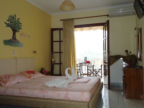 Almini Apartments