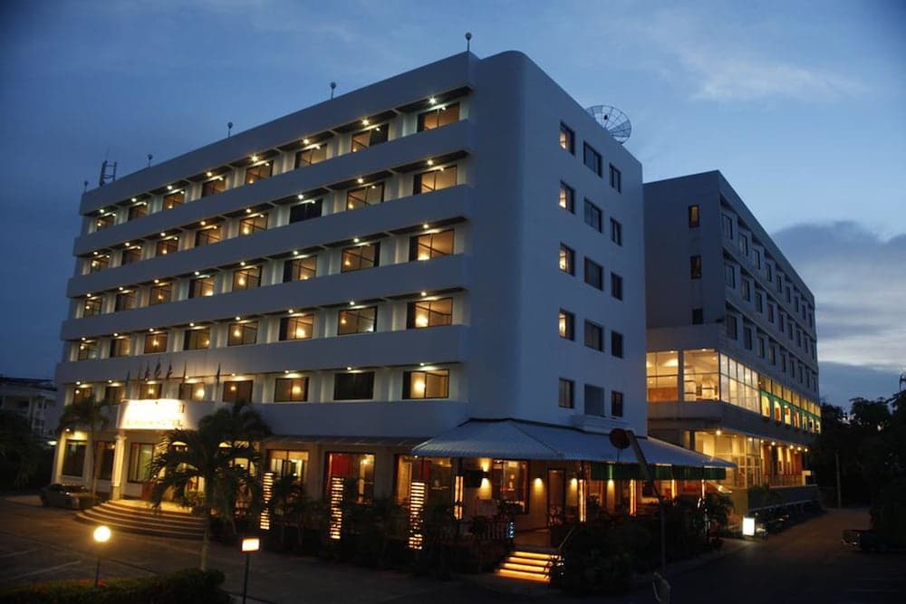 Boonsiam Hotel