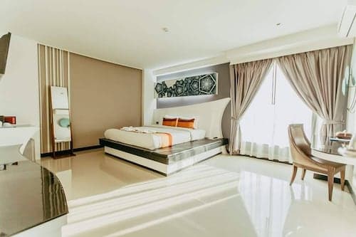Mantra Varee Hotel