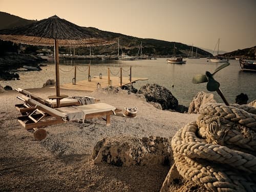 Nobelos Seaside Lodge