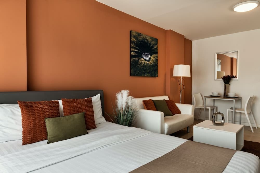 First Choice Suites by the Sea