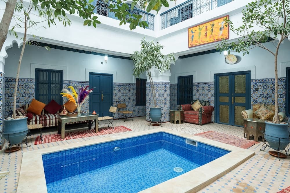 Riad Azalia