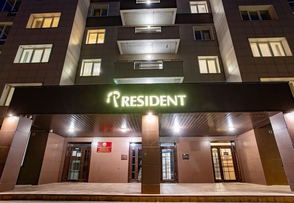 Resident