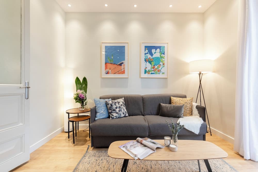 Aspasios Urquinaona Apartments