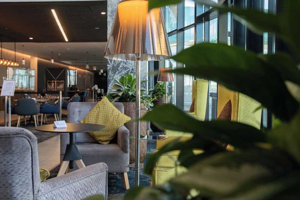 Lobi dinlenme salonu