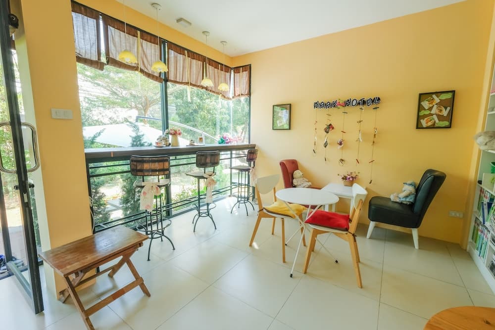 Lobi dinlenme salonu