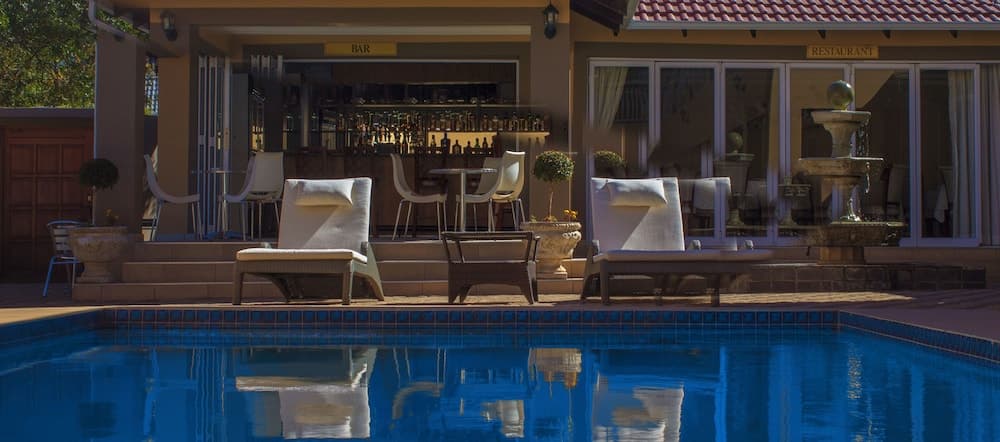 Lakeview Boutique Hotel & Conference Center