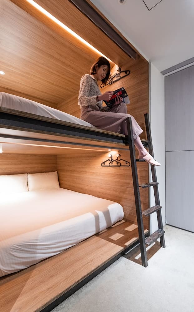 Bouti City Capsule Inn - Hostel