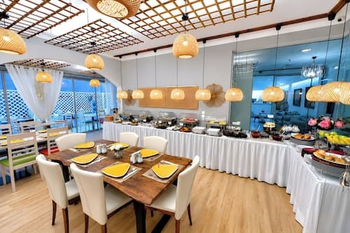 Thalia deco City & Beach Hotel
