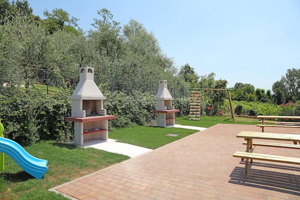 Çocuklar için oyun alanı - dış mekân