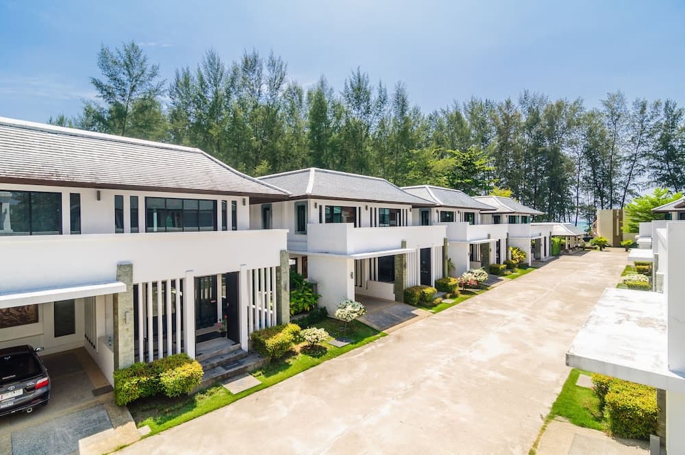 Ocean Breeze Residence