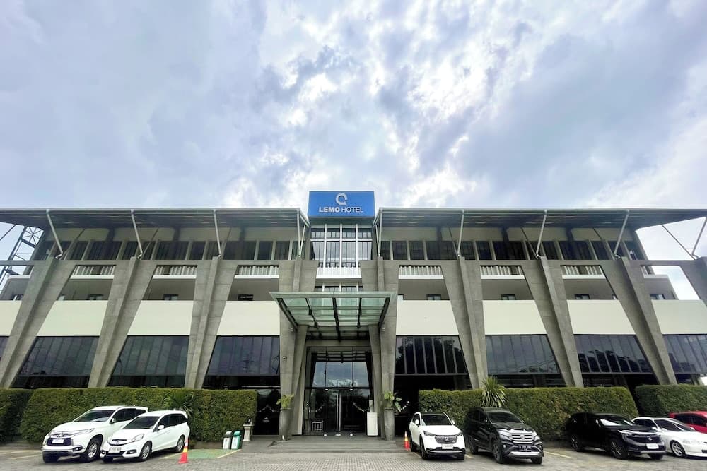 Lemo Hotel Serpong