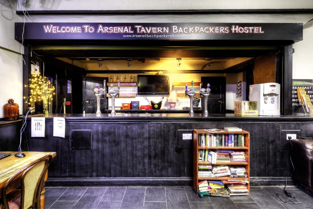 Arsenal Tavern Backpackers