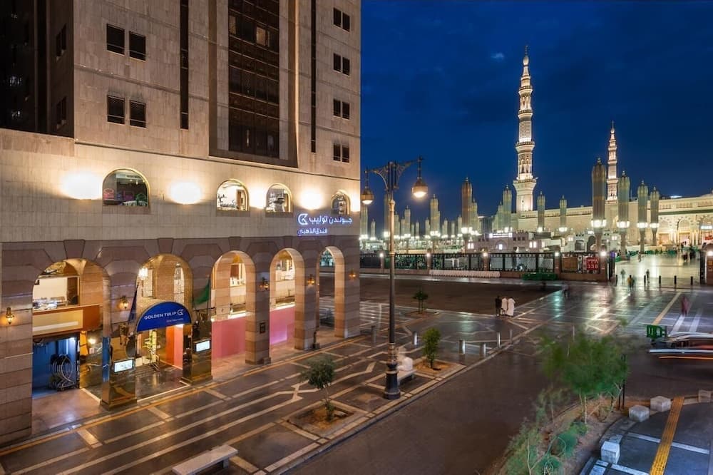 Golden Tulip Al Zahabi