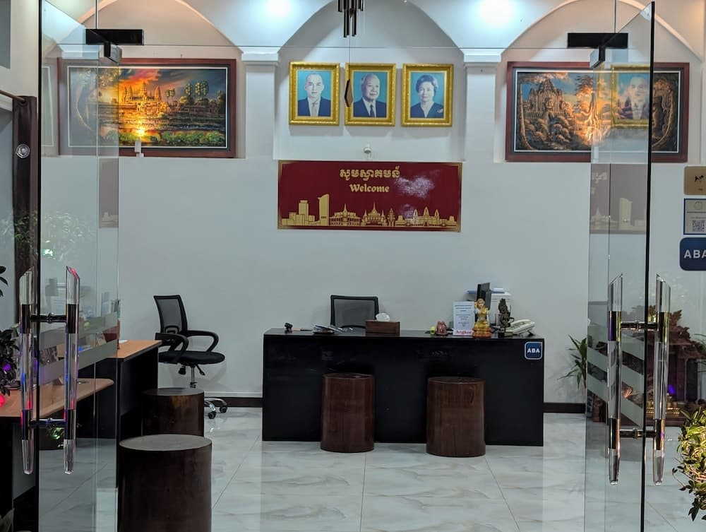 Tim & Sophy Angkor Inn