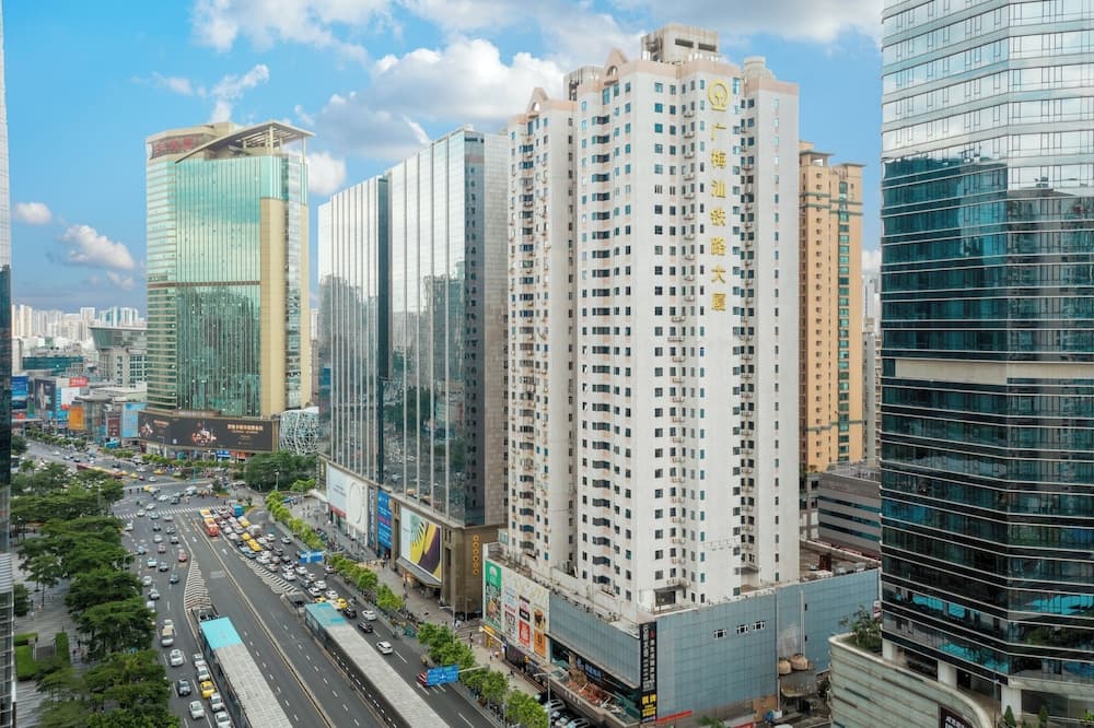 Grandee Rezen - TaiKoo Hui Plaza Shipaiqiao Metro Station