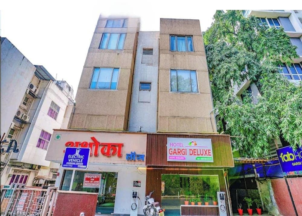 Hotel Gargi Deluxe