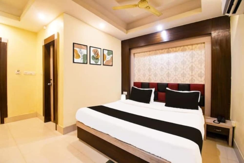 Goroomgo Book N stay sampadaa Puri