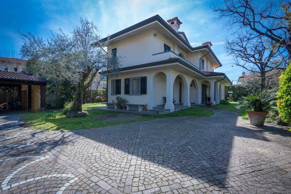 Villa Le Fontanelle In Forte Dei Marmi
