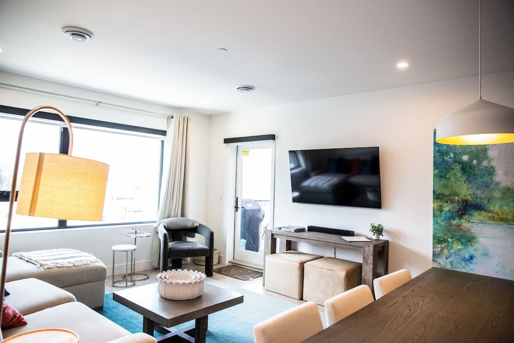 Mountain Revelation Revelstoke Vacations