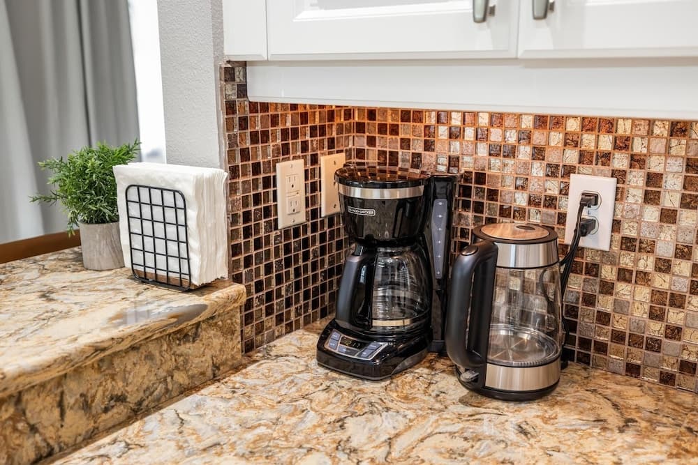 Kahve ve/veya kahve makinesi