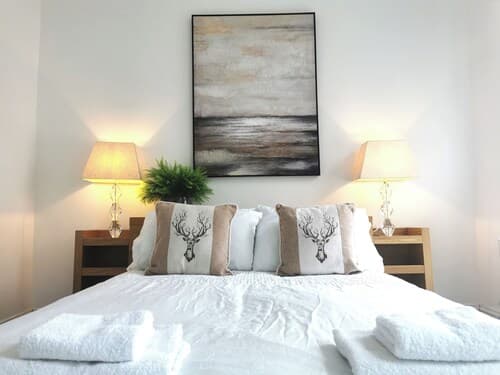 London Retreat-2 Bedroom House Parking & Garden