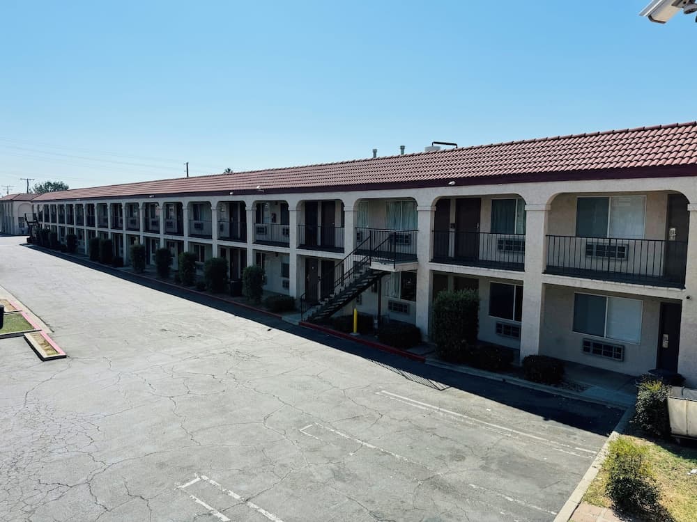 Casa Blanca Hotel & Suites Azusa