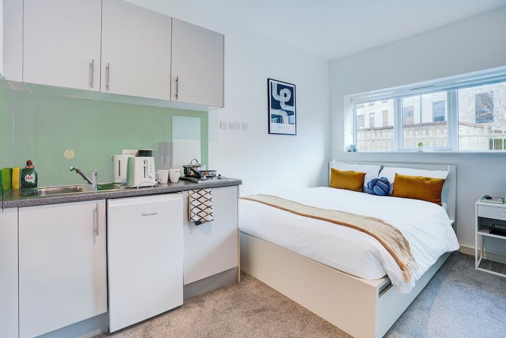 Kingston Luxe Suites Riverside Apartment Belvilla