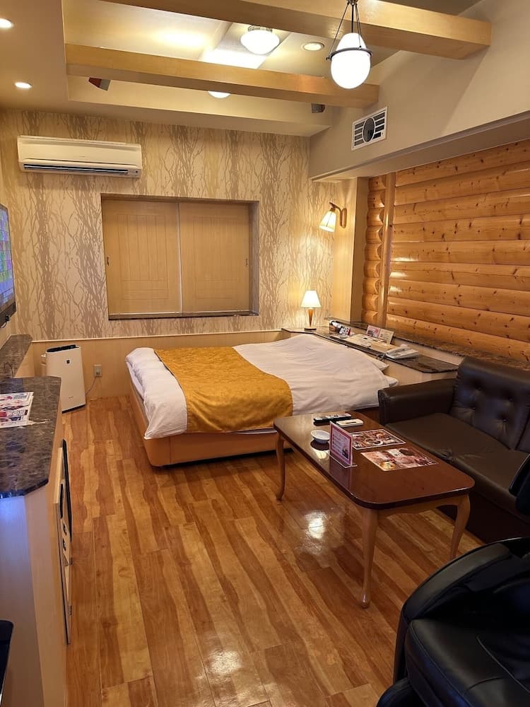 Hotel Hyper - Adults Only