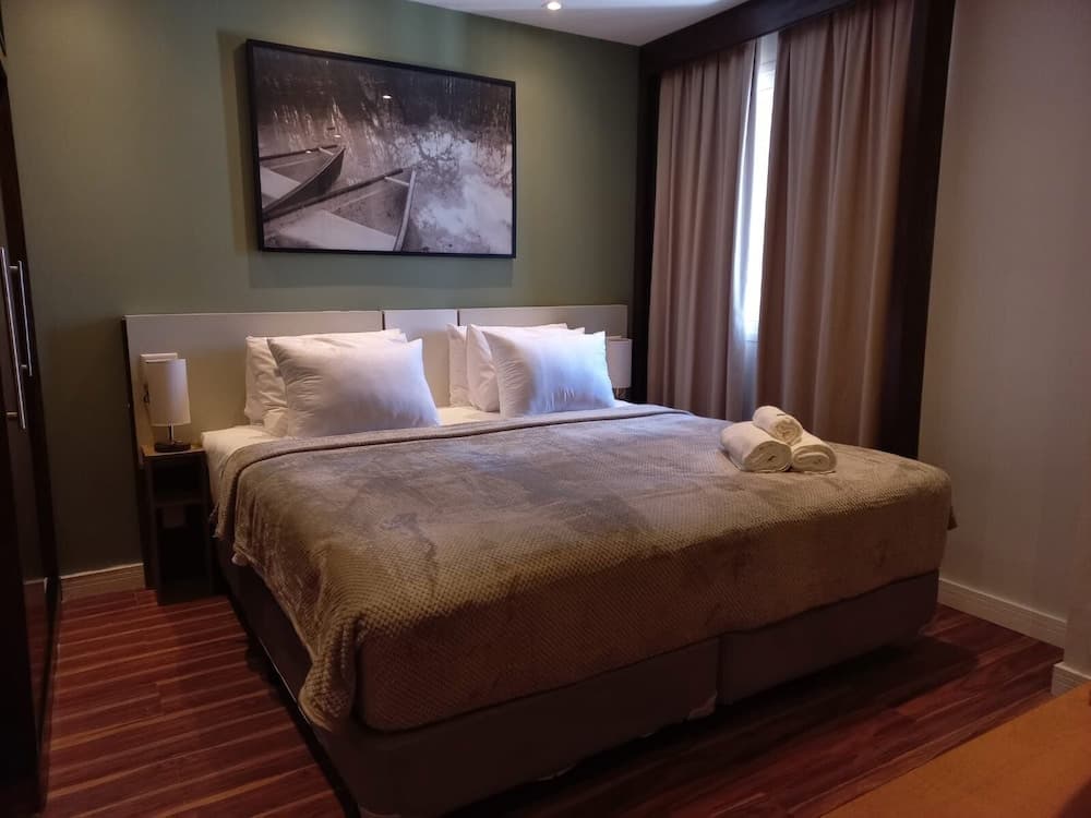 Get a Flat 1702 - Wyndham SP Paulista