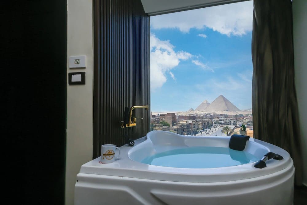 Imperial Pyramids Heights