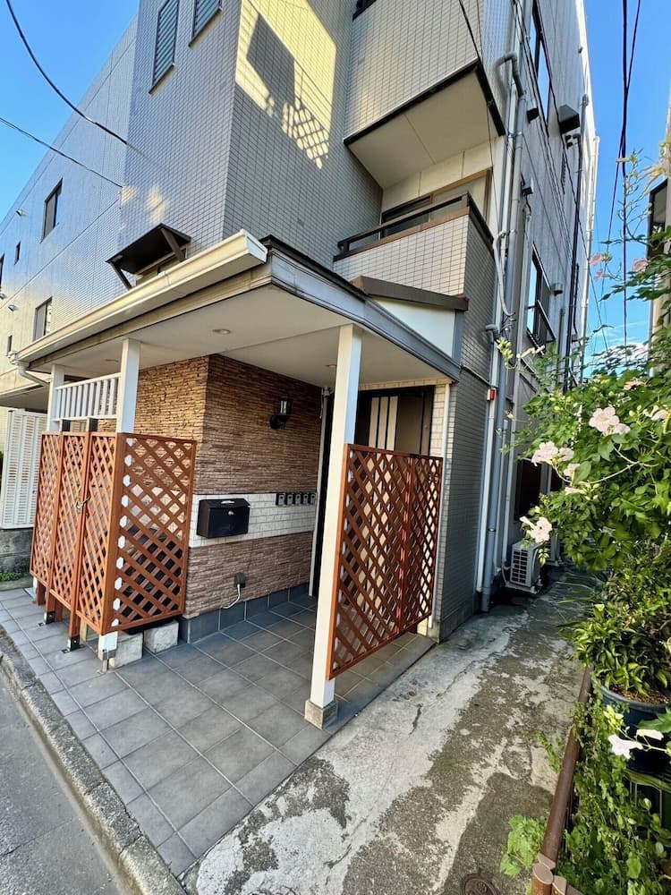 Kobayashi Building