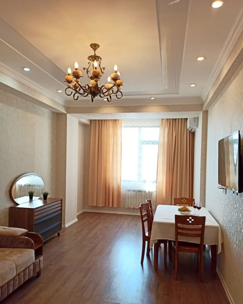 Prestigious apartment near the metro