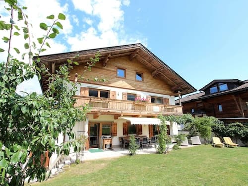 Unique Chalet in the Center of Elmau Near Skilift