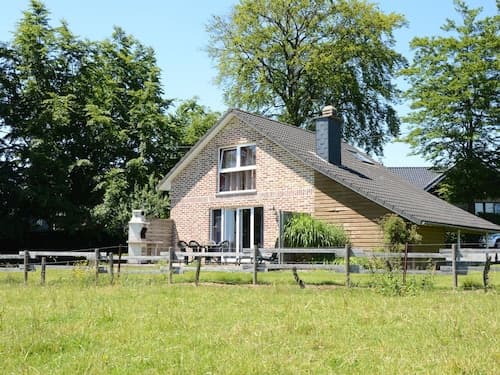 Picture-perfect Holiday Home in Sourbrodt With Garden, BBQ